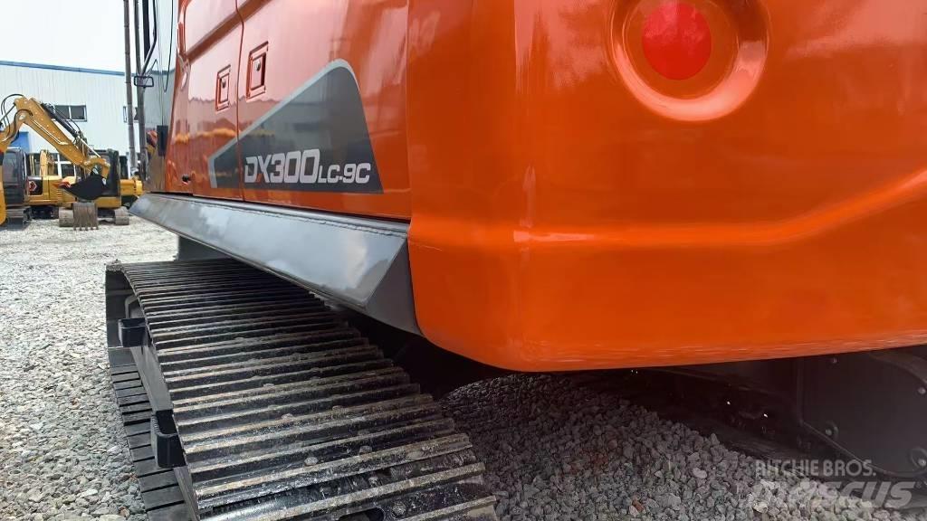 Doosan DX 300 Rupsgraafmachines