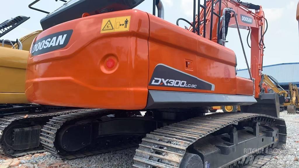 Doosan DX 300 Rupsgraafmachines