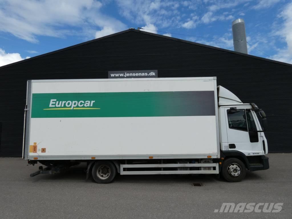 Iveco 90E 22 Bakwagens met gesloten opbouw