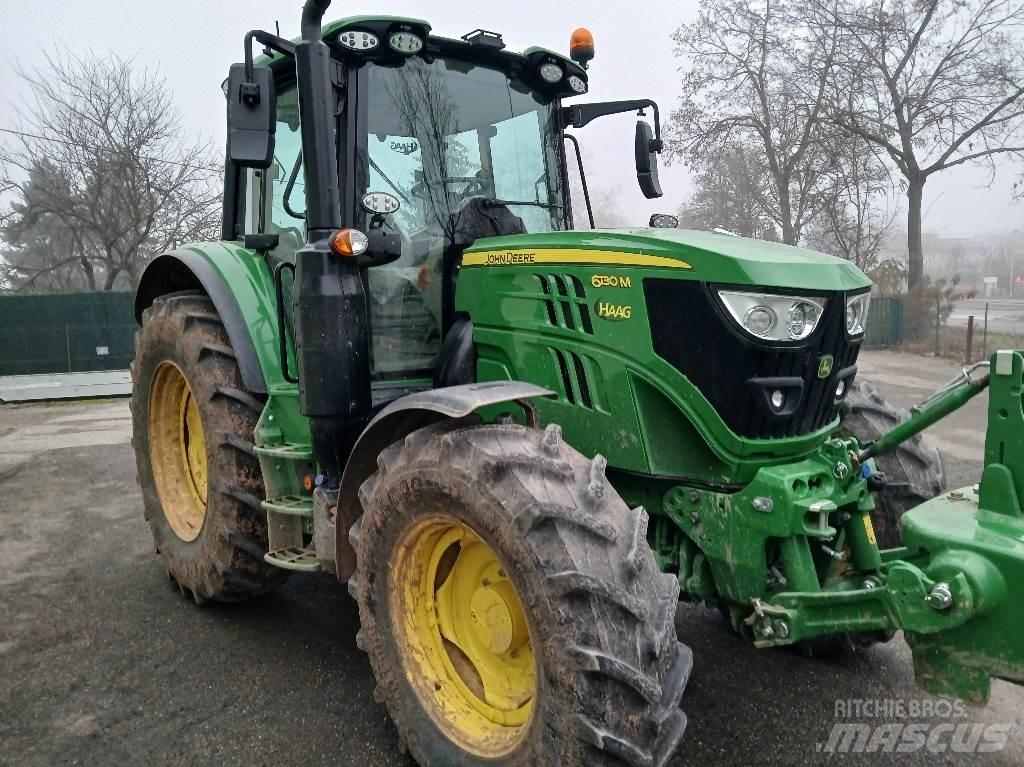 John Deere 6130M Tractoren