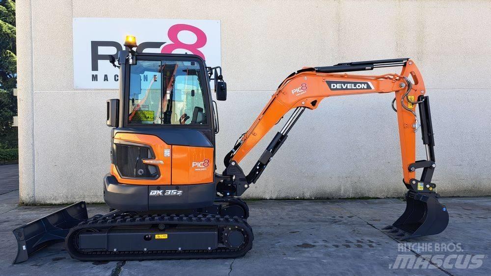 Develon DX 35 Z-7 Minigraafmachines < 7t