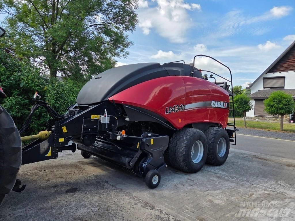 CASE LB434R Vierkante balenpers