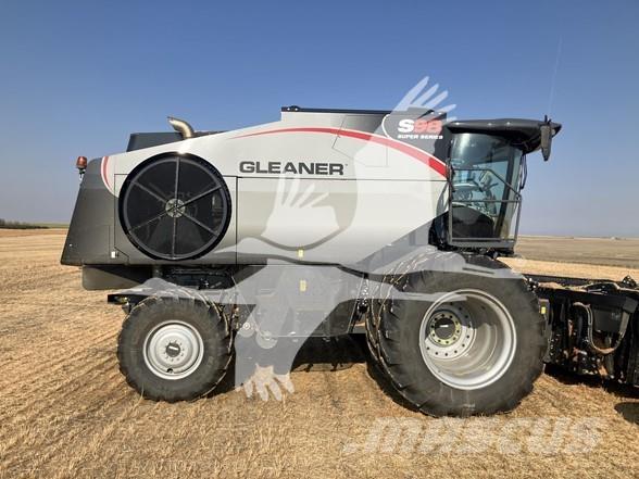 Gleaner S98 Maaidorsmachines