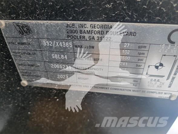 JCB 332/X4385 Sneeuwblazers