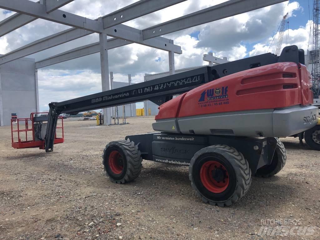 SkyJack SJ 66 T Knikarmhoogwerkers