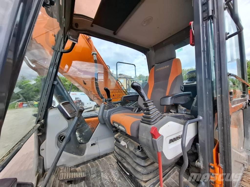 Doosan DX 225 LC-5 Rupsgraafmachines