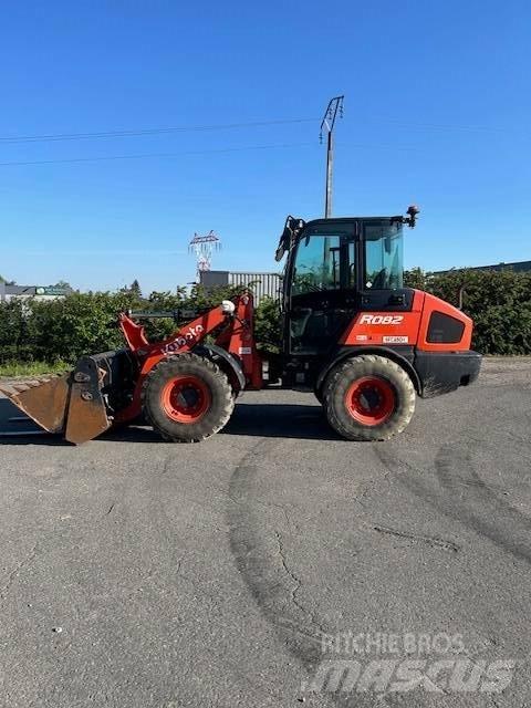 Kubota R 082 Wielladers