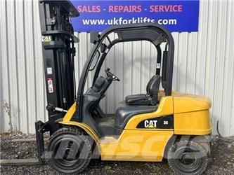 CAT DP 30 N Diesel heftrucks
