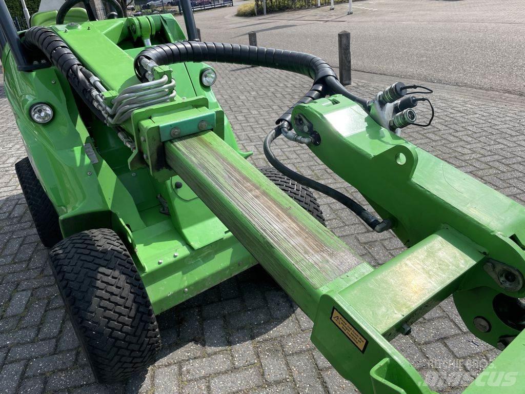 Avant 528 Wielladers