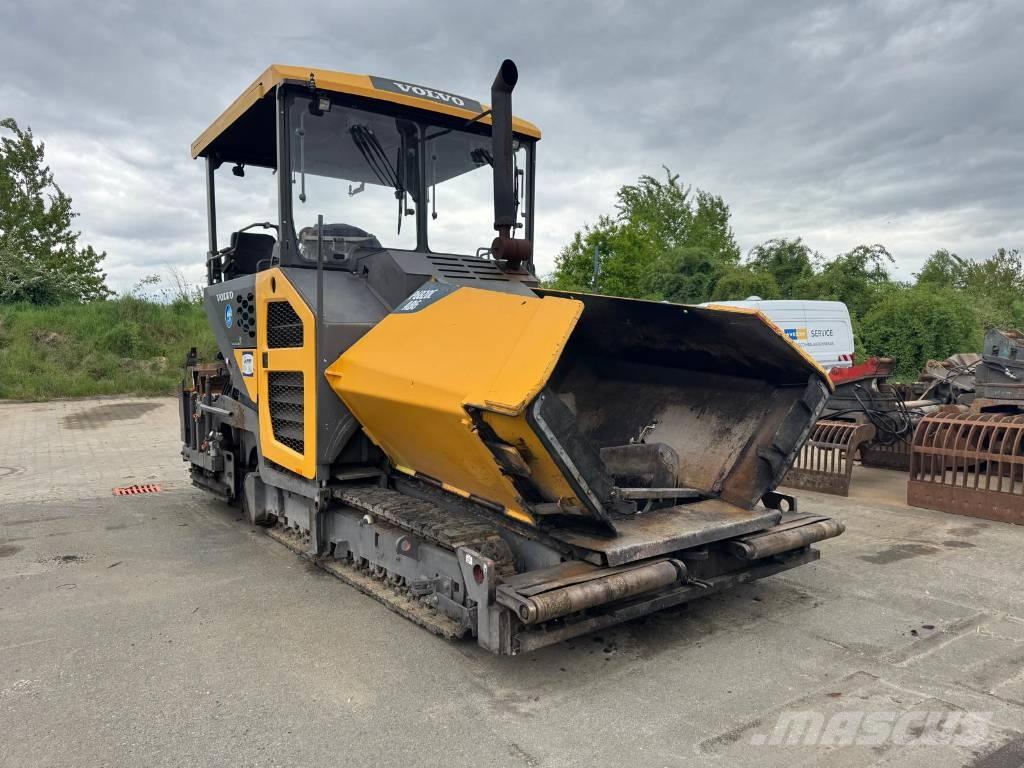 Volvo P 6820 C Asfaltafwerkmachines
