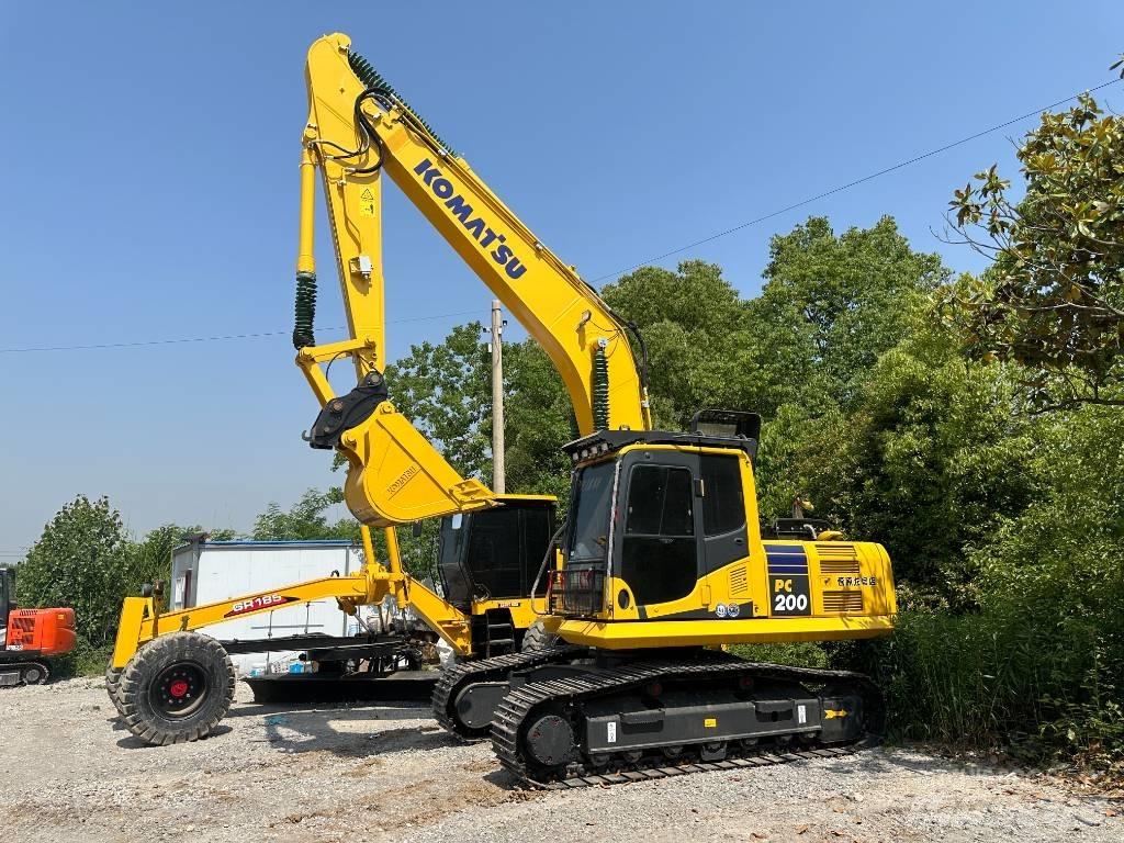 Komatsu PC200-8 Rupsgraafmachines