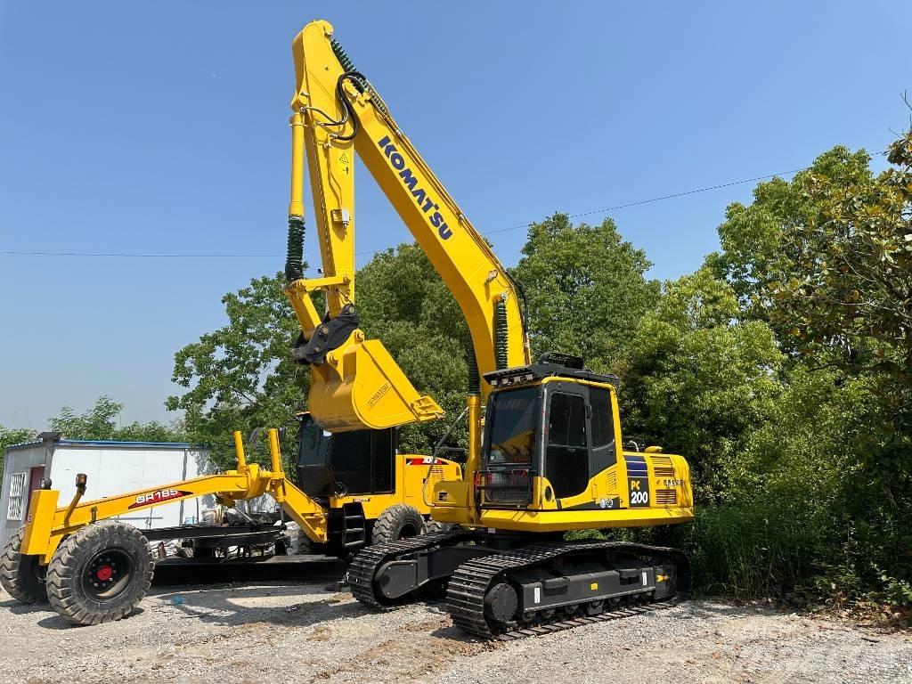 Komatsu PC200-8 Rupsgraafmachines