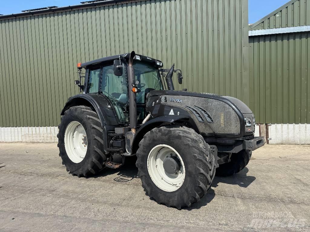 Valtra T163 Direct Tractoren