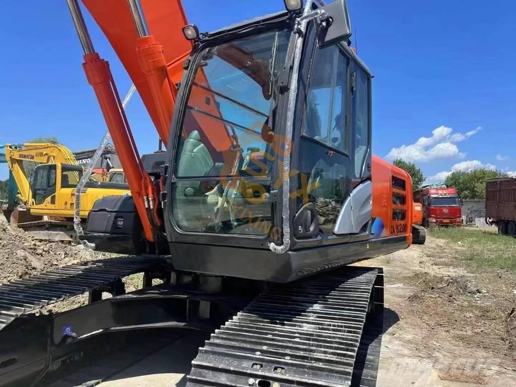 Hitachi ZX200-5G Rupsgraafmachines