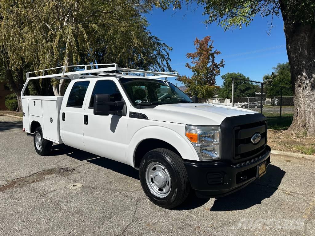 Ford F 350 Bestelwagens met open laadbak