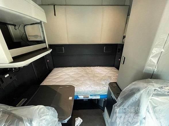 Kenworth T680 Trekkers