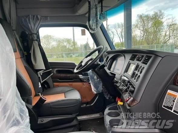 Kenworth T680 Trekkers