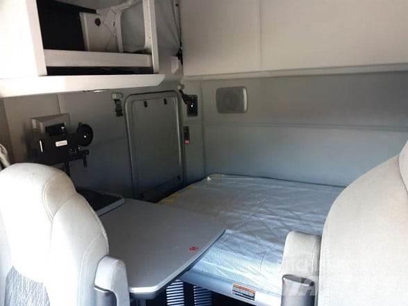 Kenworth T680 Trekkers