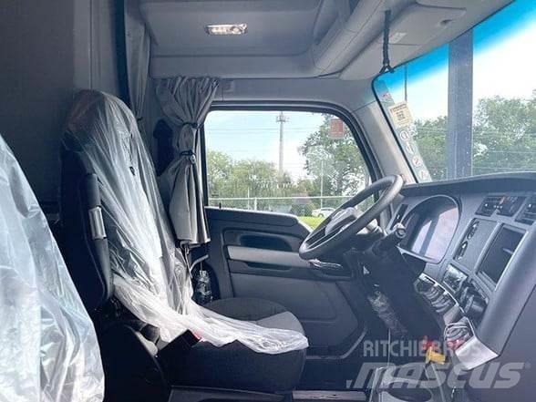 Kenworth T680 Trekkers