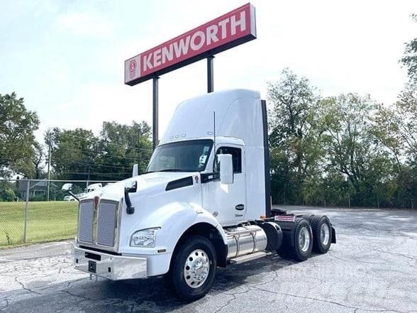 Kenworth T880 Trekkers