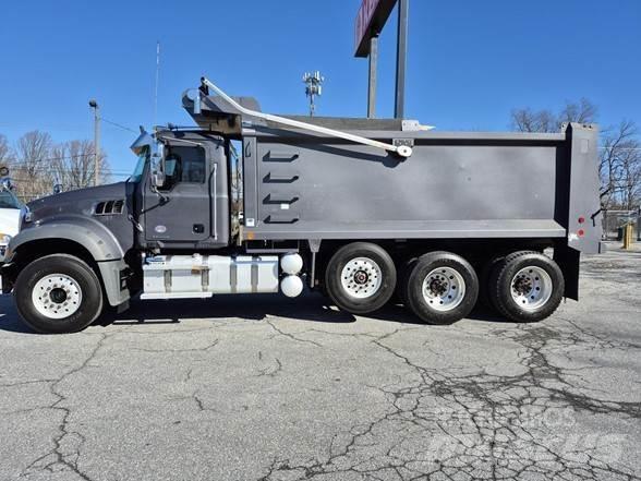 Mack GRANITE 64FR Kipper