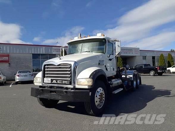 Mack GRANITE CTP713 Trekkers