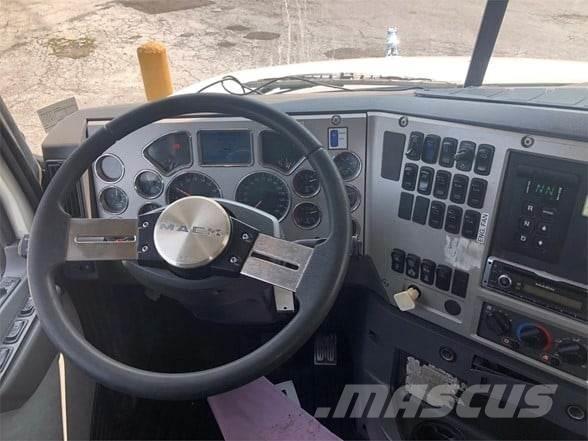 Mack GRANITE GU713 Vuilniswagens
