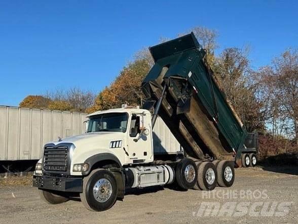Mack GRANITE GU713 Kipper