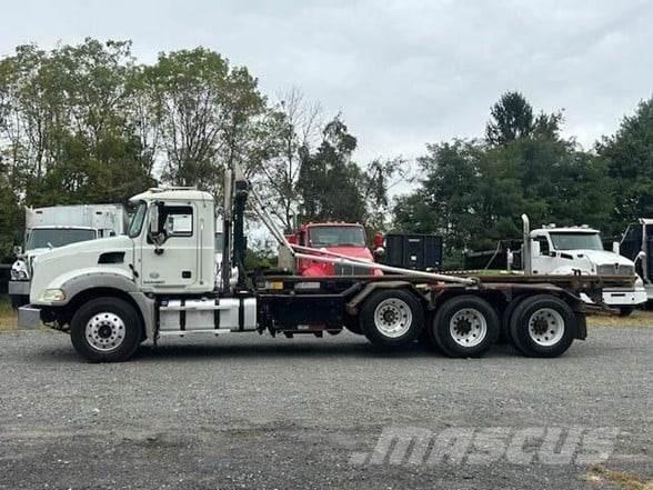 Mack GRANITE GU813 Vuilniswagens