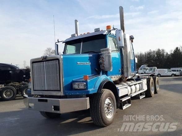 Western Star 4900 Trekkers