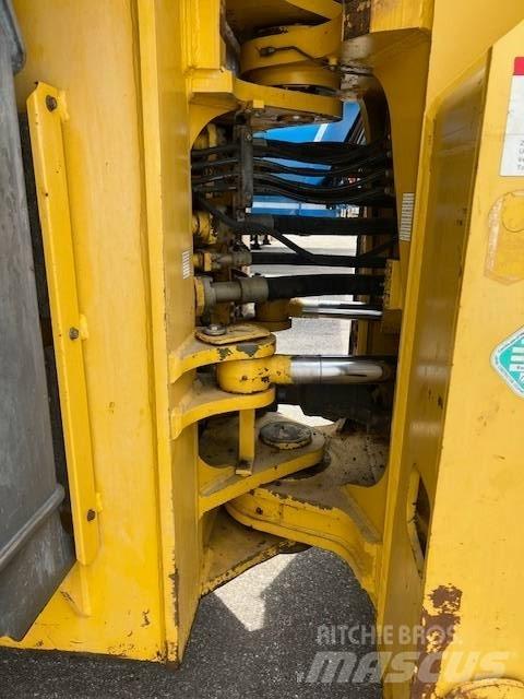 Komatsu WA 600-3 Wielladers