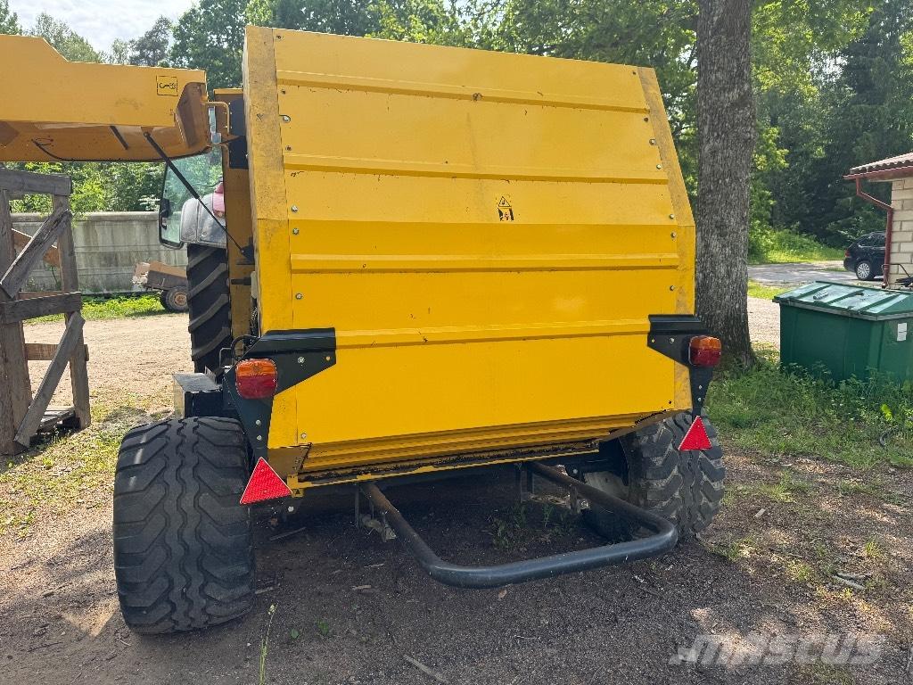 New Holland BR 6090 Ronde-balenpersen