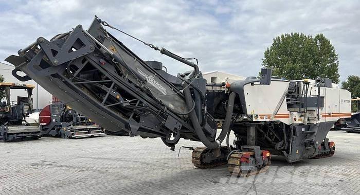 Wirtgen W 220 Asfaltfrezen