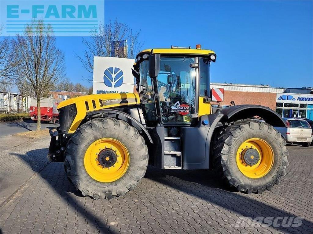 JCB 4220 fastrac Tractoren