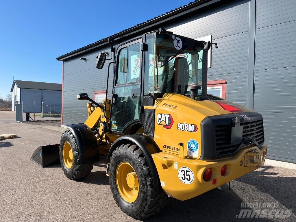 CAT 908M-22 1670Tim Wielladers