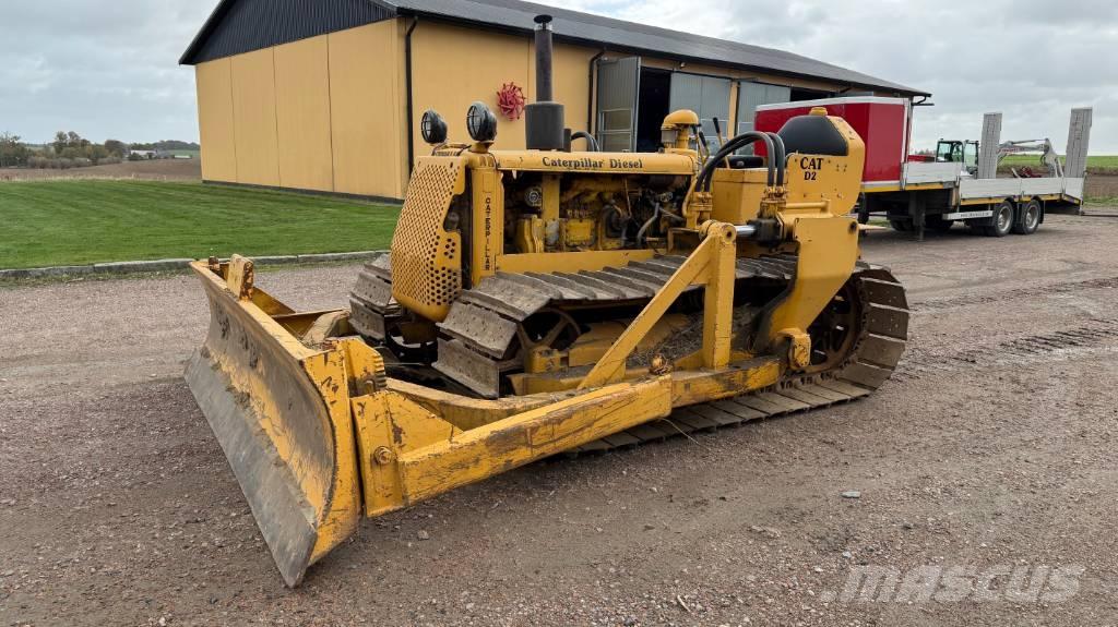 CAT D 2 Rupsdozers
