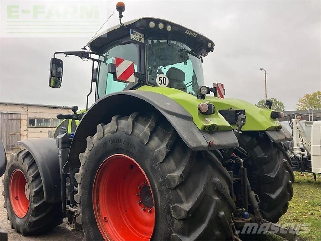CLAAS axion 930 Tractoren