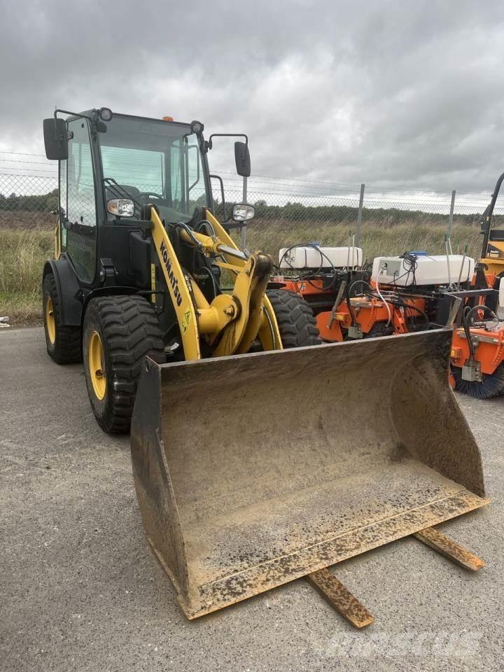 Komatsu WA70M-8EO Schrank- en knikladers