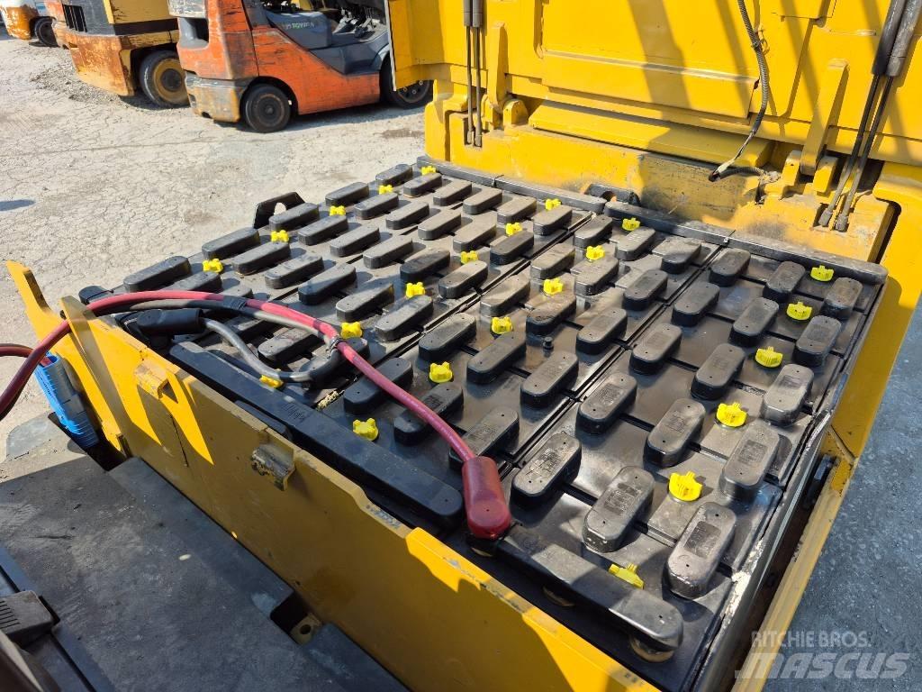 CAT E 12000 Elektrische heftrucks