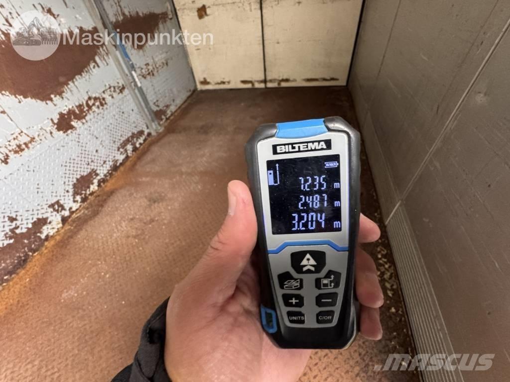 Scania R 420 LB Bakwagens met gesloten opbouw