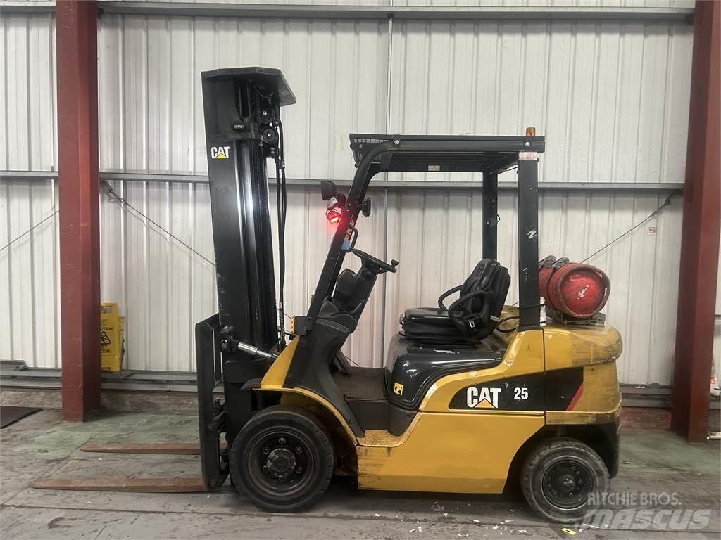 CAT GP25NT LPG heftrucks