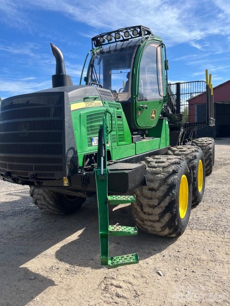 John Deere 1510G Uitrijwagens