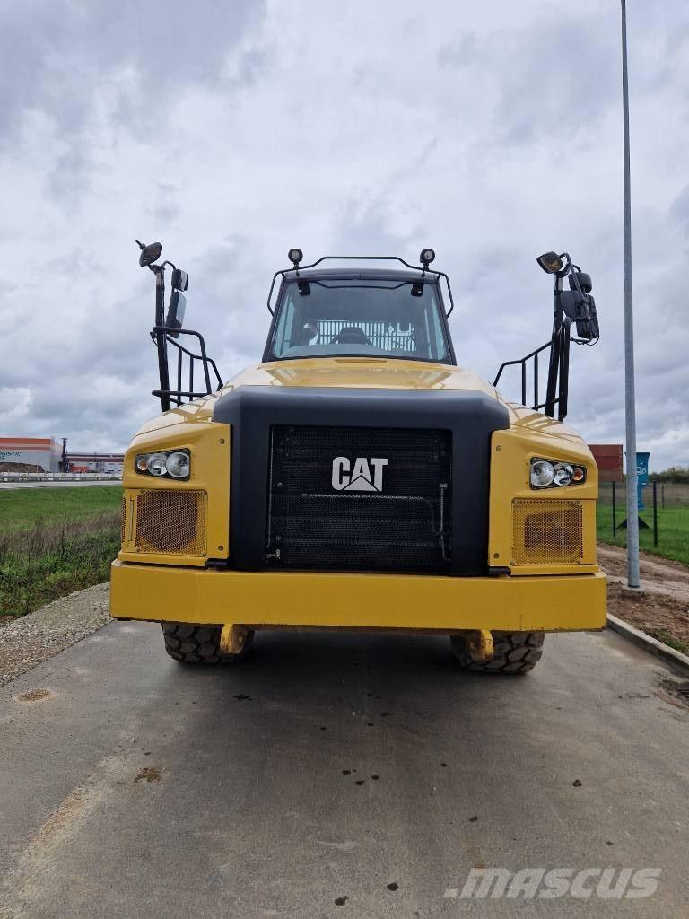 CAT 735C2 Knik dumptrucks