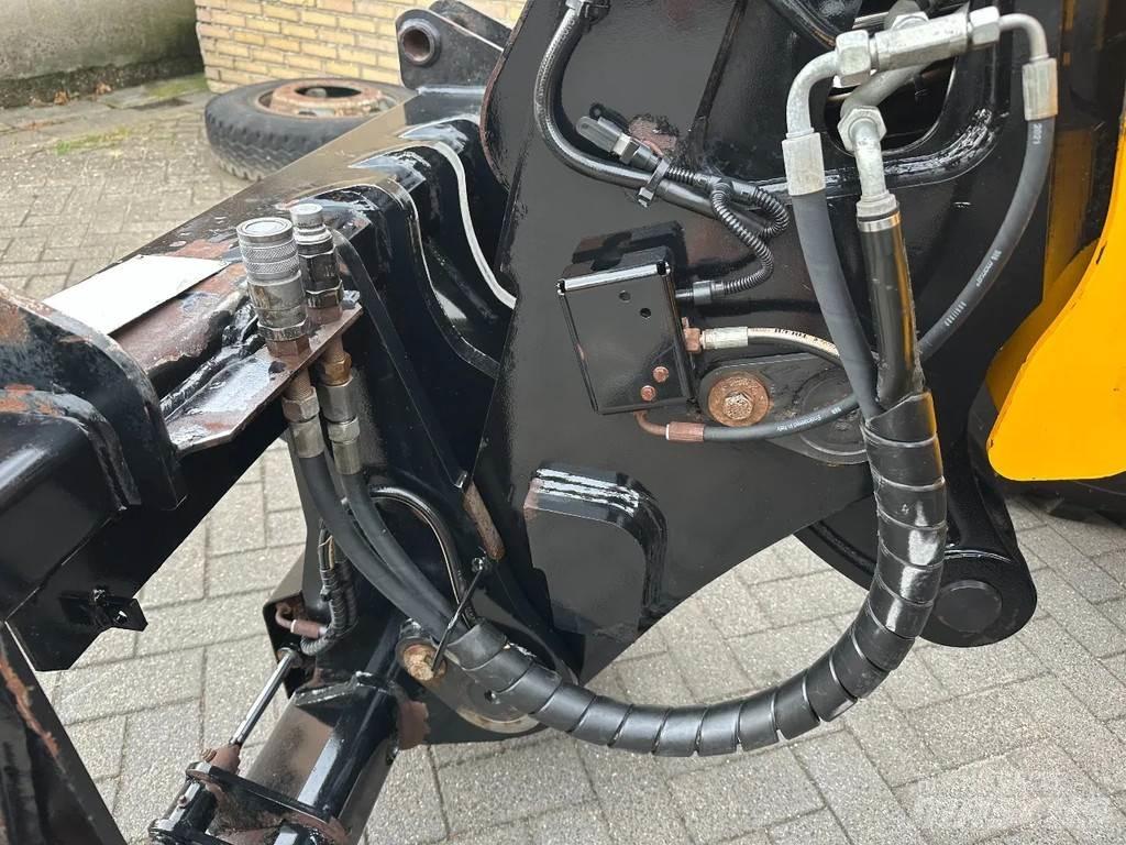 JCB TM320S sv Telescopische wielladers