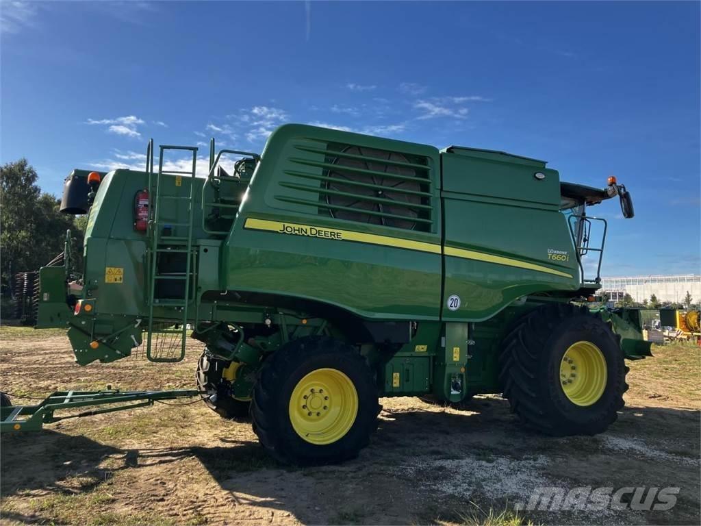 John Deere T660i Maaidorsmachines