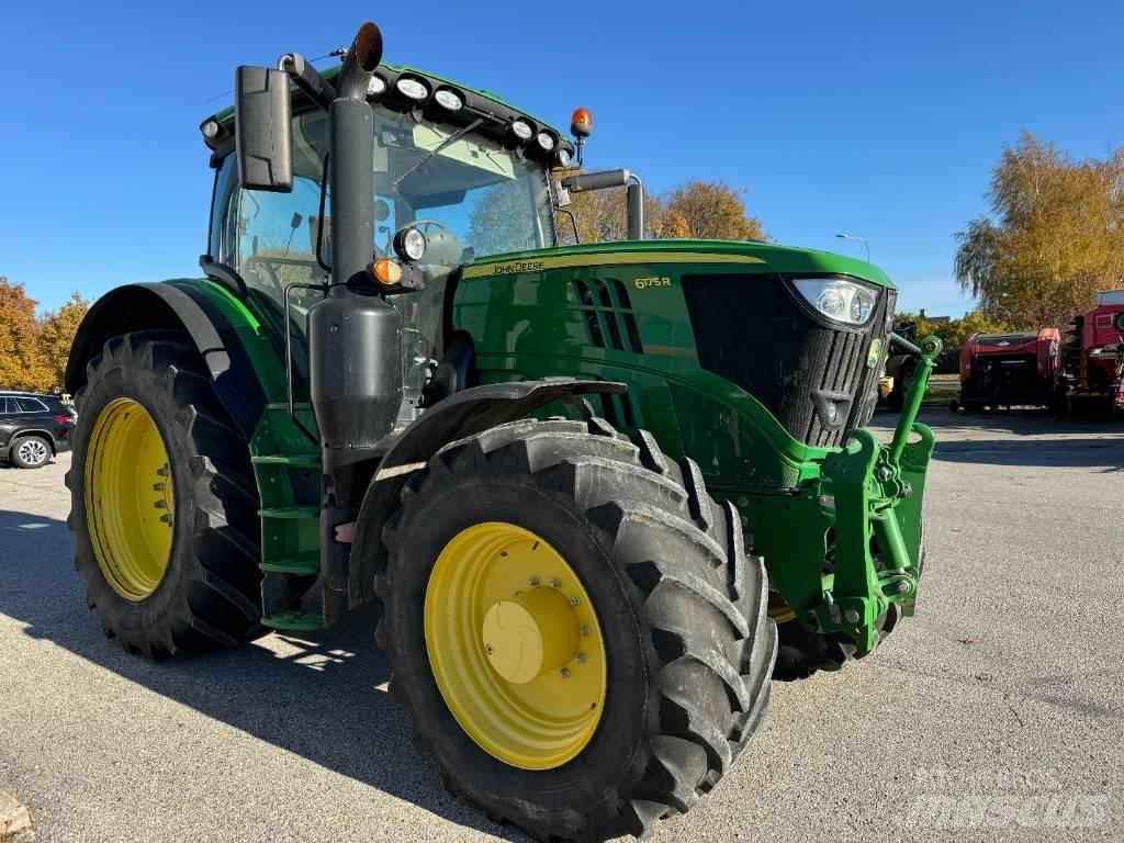 John Deere 6175 R Tractoren