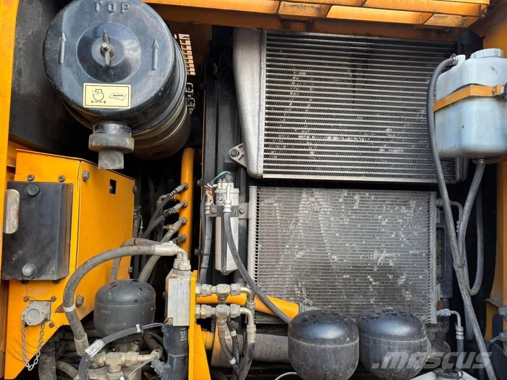 Hyundai 140W-7A Wielgraafmachines