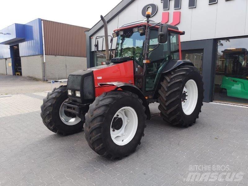 Valtra Valmet 900 Tractoren