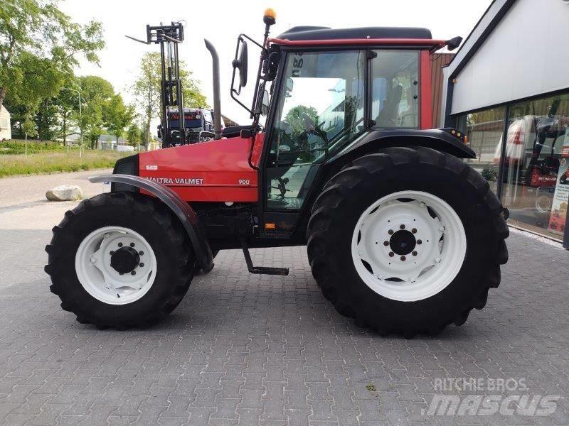 Valtra Valmet 900 Tractoren