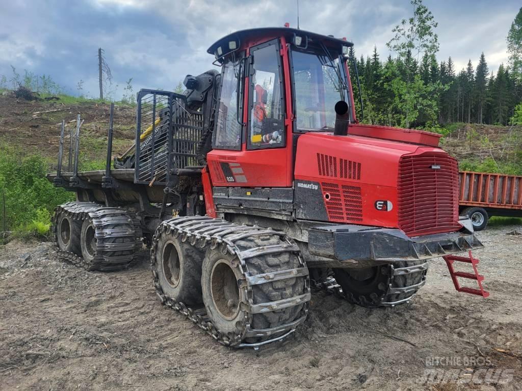 Komatsu 835 Uitrijwagens